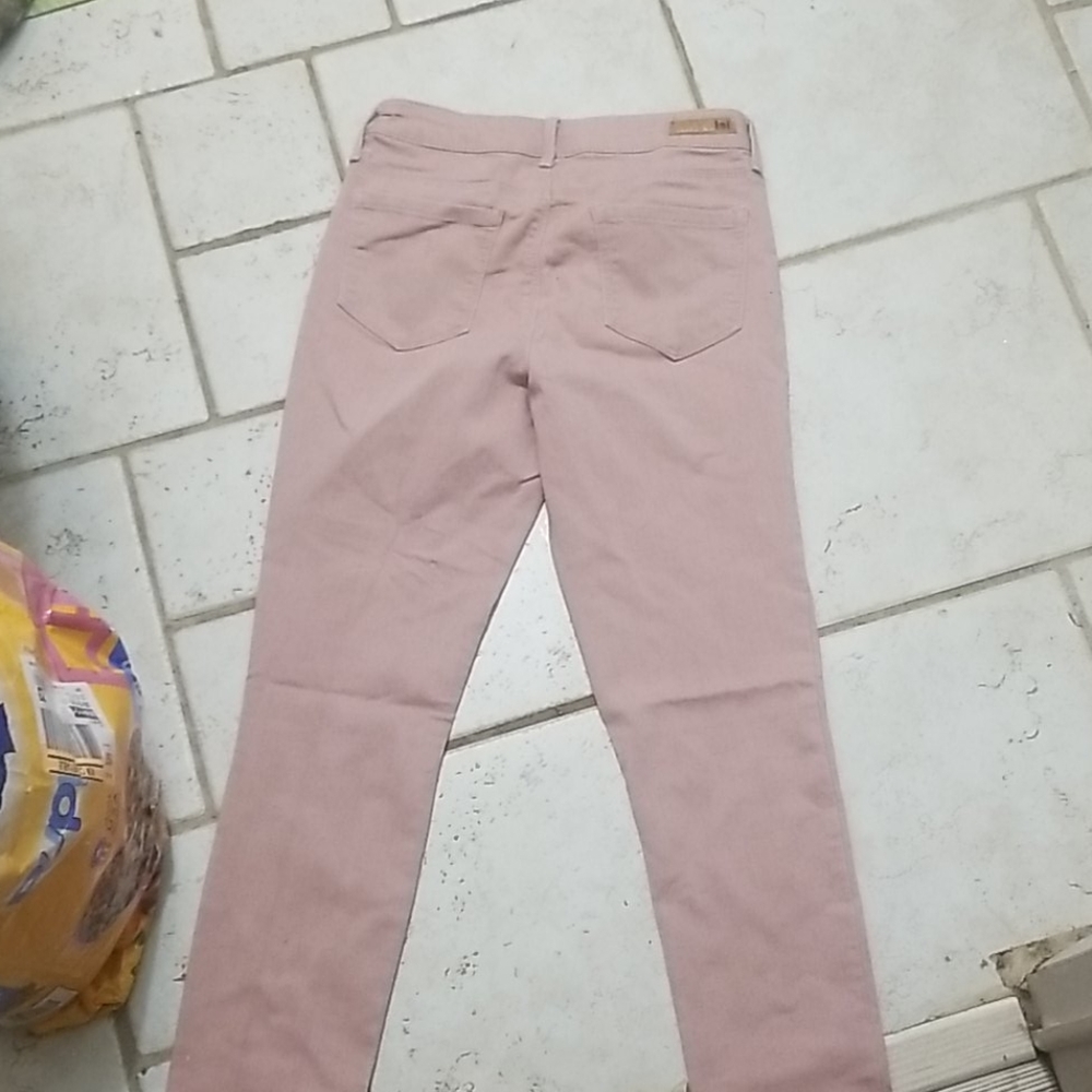 Pink Jean's - Picture 4 of 6